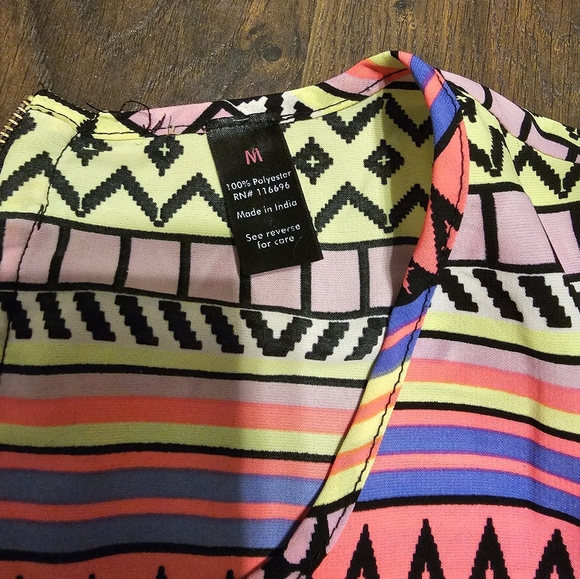 Neon color hot pink fushia lime green multicolored crazy fun pattern blouse - Picture 8 of 8